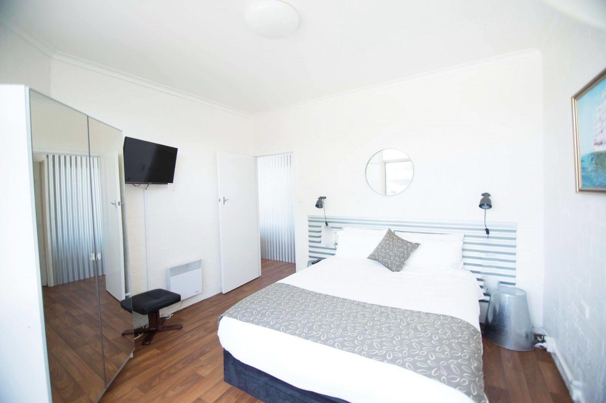 Siesta Central Apartments Sale Eksteriør bilde